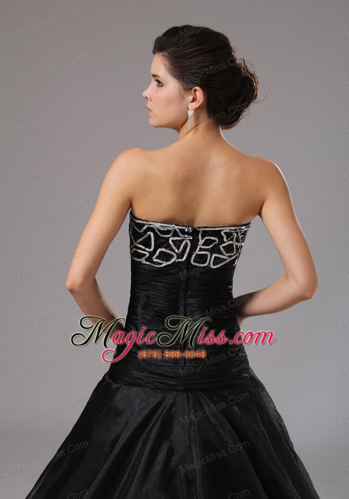 wholesale sweetheart black organza prom dress with brush train beaded decorate