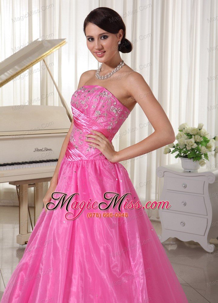 wholesale rose pink embroidery with beading quinceanera dress with ruch a-line taffeta and organza