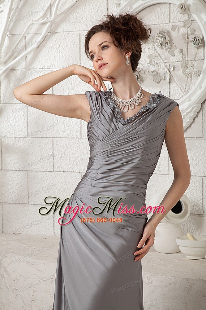 wholesale the most popular gray column v-neck prom dress chiffon ruch brush train