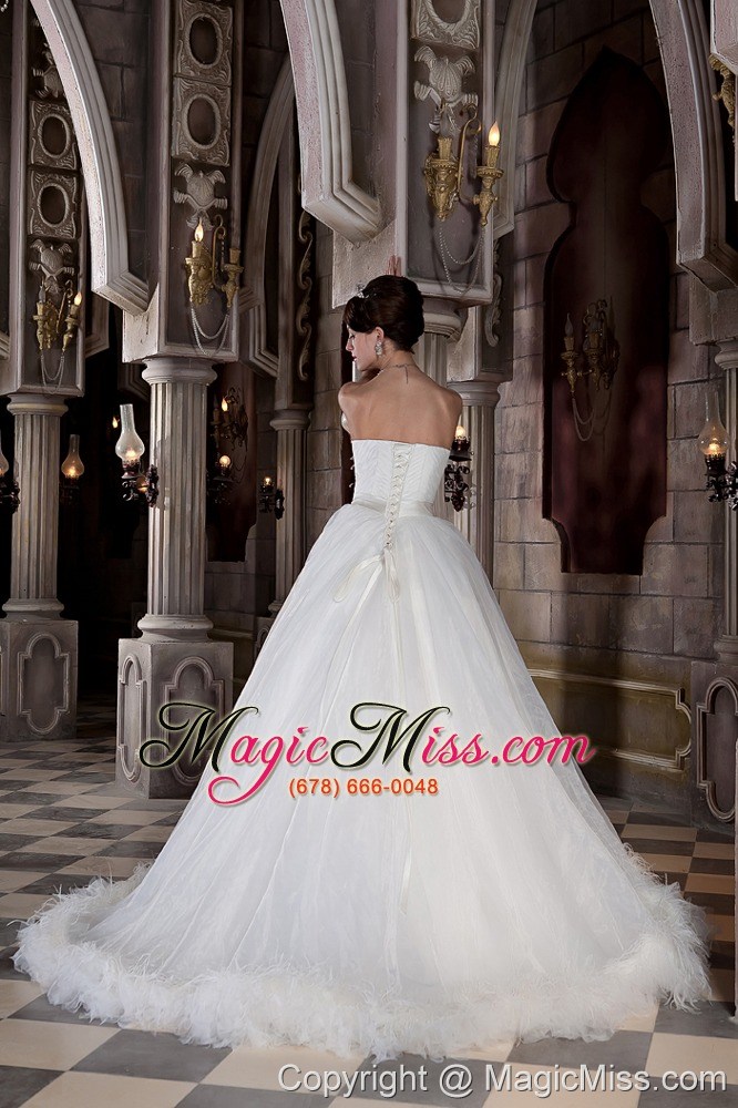 wholesale custom made a-line sweetheart chapel train organza feather wedding dress