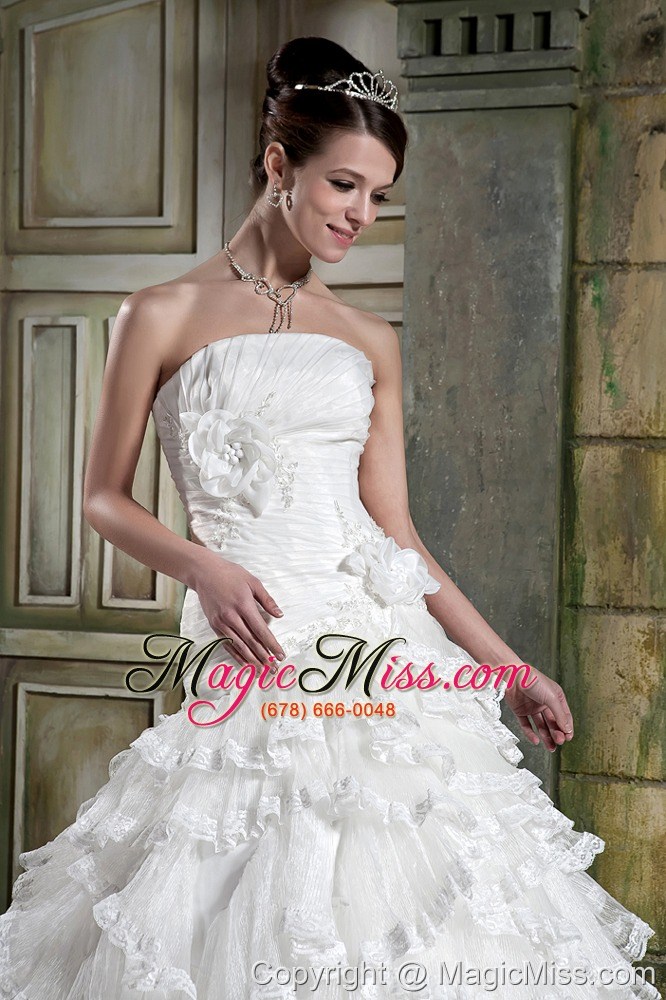 wholesale exquisite a-line strapless chapel train organza and taffeta hand made flowers wedding dress
