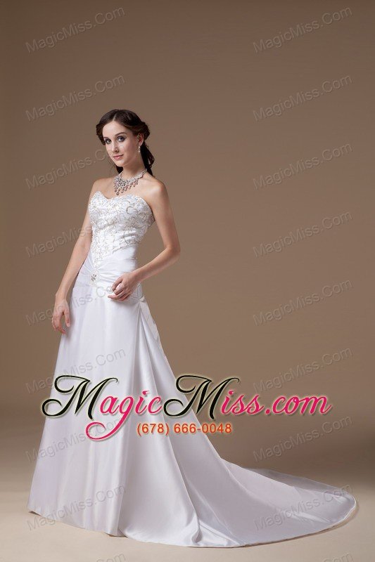 wholesale popular a-line sweetheart court train satin embroidery wedding dress
