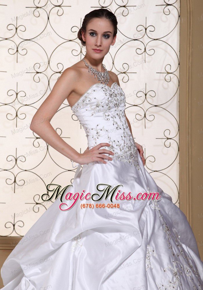 wholesale a-line embroidery wedding dress for 2013 custom made pick-ups taffeta chapel train gown