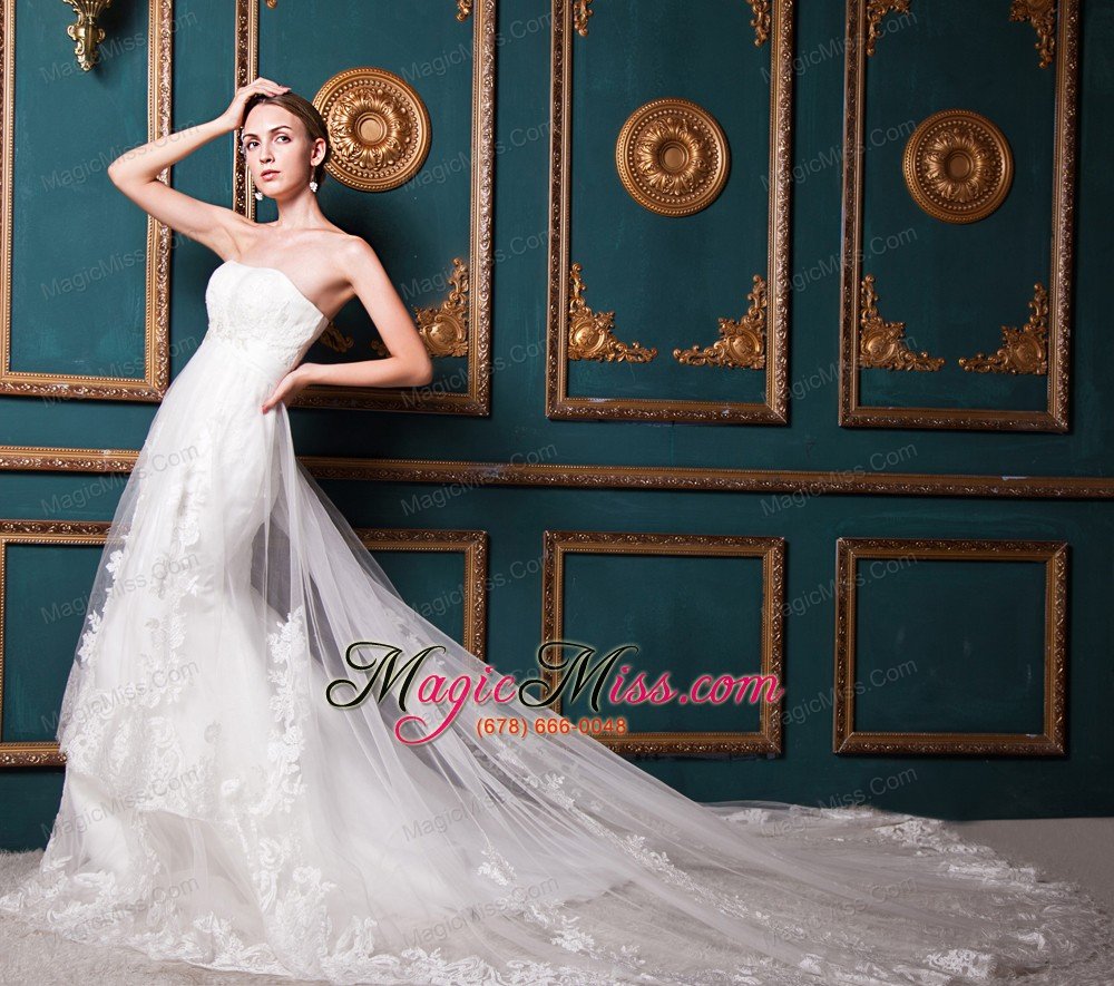 wholesale beautiful a-line strapless cathedral train tulle beading wedding dress