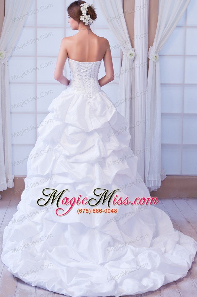 wholesale luxurious princess sweetheart court train taffeta beading wedding dress