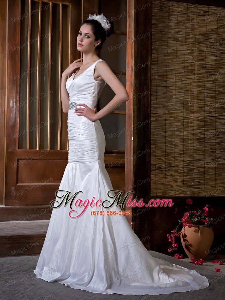 wholesale elegant mermaid v-neck court train taffeta ruch and beading wedding dress