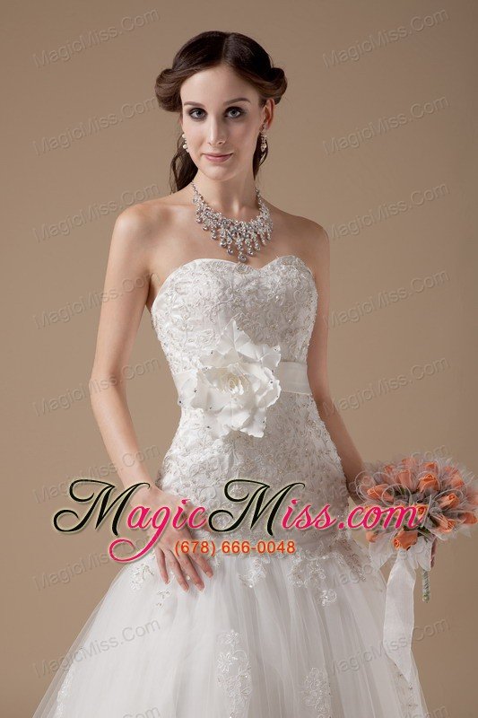 wholesale fashionable a-line sweetheart brush train taffeta and lace hand made flower wedding dress