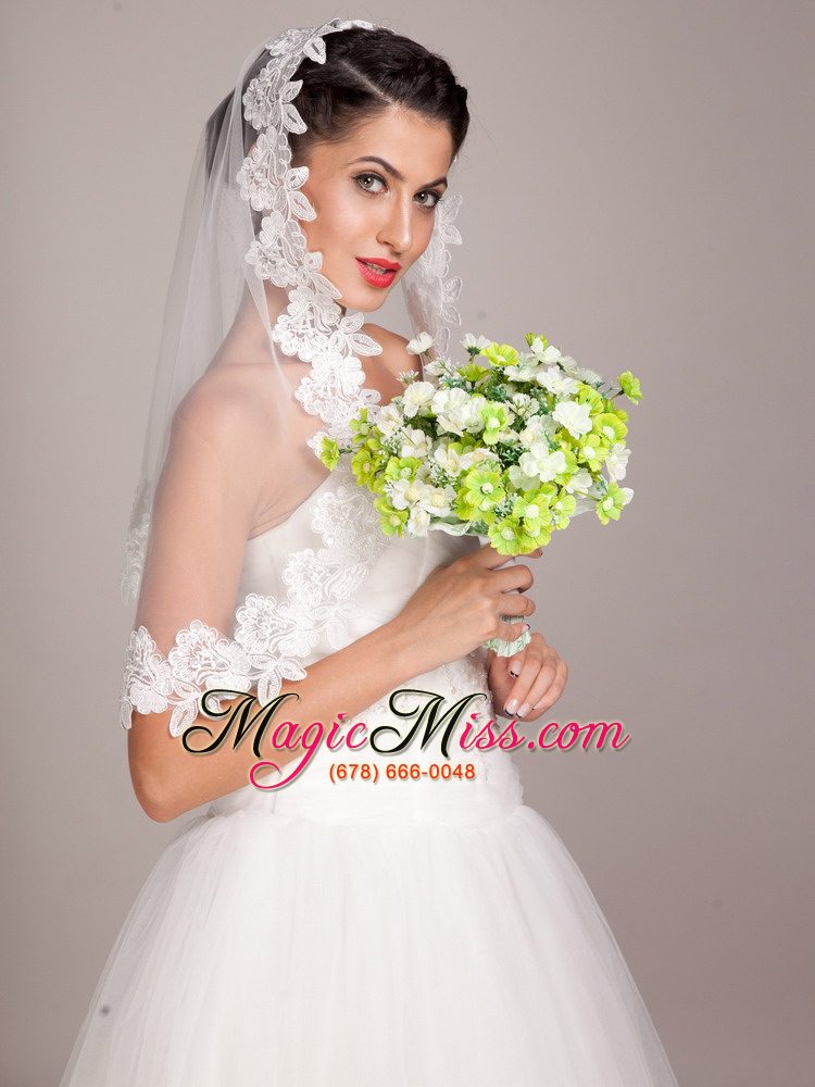 wholesale lovely green and white hand-tied wedding bouquet