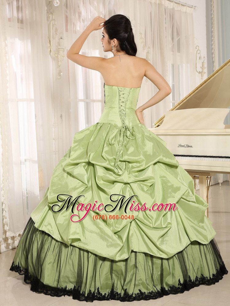wholesale yellow green and black pick-ups appliques quinceanera dress for custom made in kamuela city hawaii taffeta