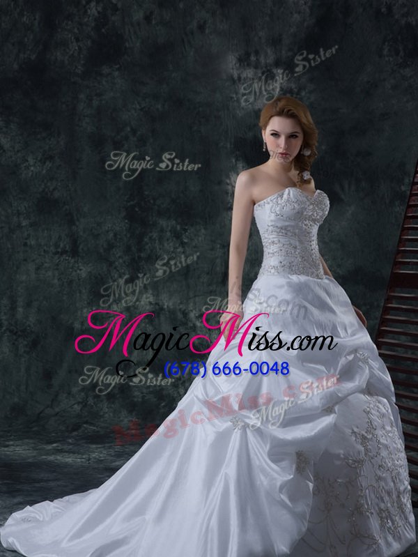 wholesale artistic white sleeveless brush train beading and embroidery with train wedding gowns
