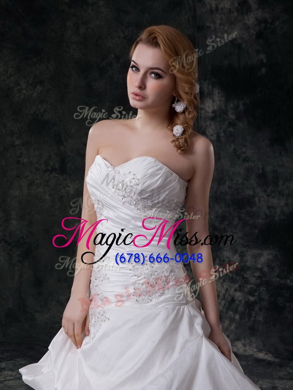 wholesale eye-catching sweetheart sleeveless wedding dresses with brush train beading and appliques and pick ups white taffeta