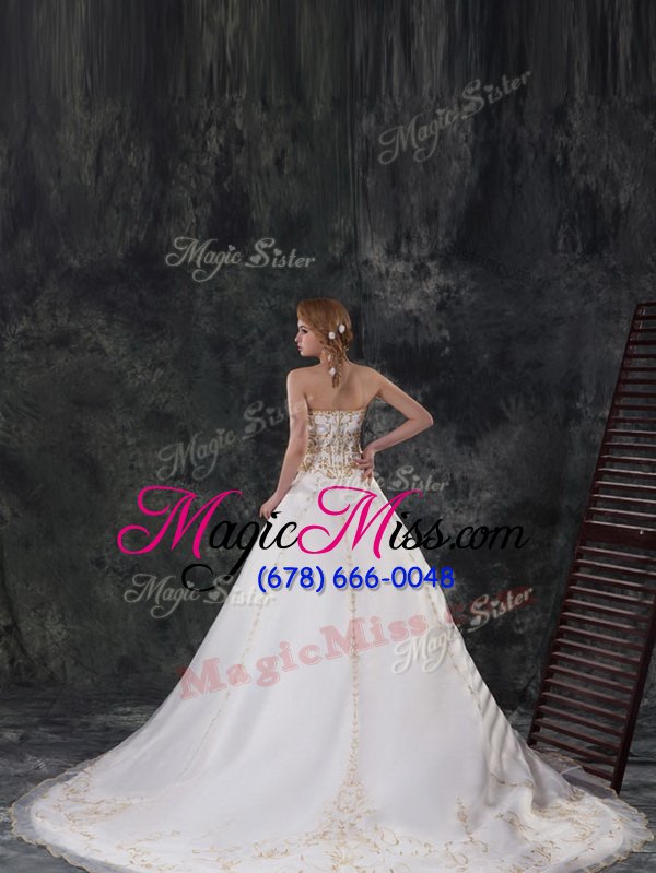 wholesale super white sweetheart neckline beading and embroidery wedding gown sleeveless zipper