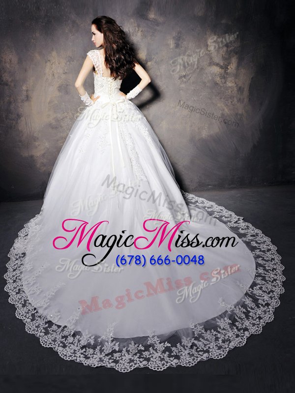 wholesale delicate cap sleeves with train beading and appliques lace up wedding gown with white court train