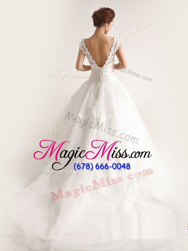 wholesale sophisticated scoop white lace up wedding gown lace and appliques sleeveless with brush train