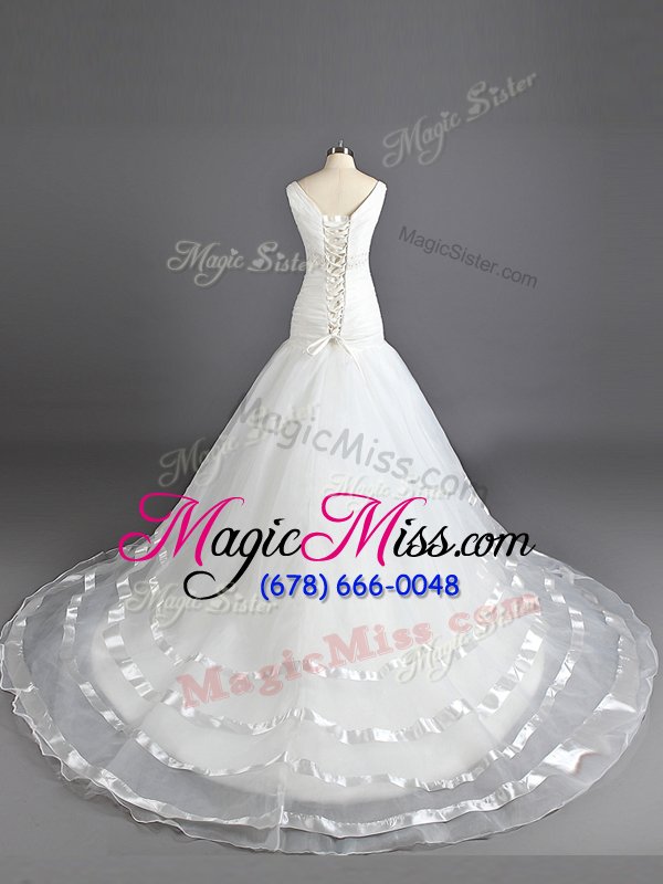 wholesale modern v-neck sleeveless court train lace up wedding gown white organza