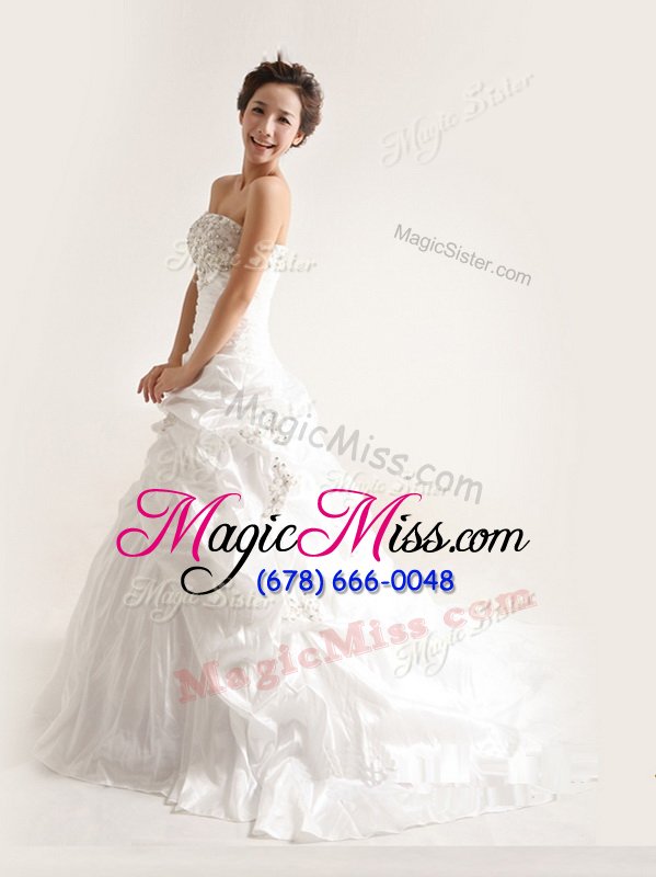 wholesale artistic white sleeveless court train beading and pick ups with train wedding gowns