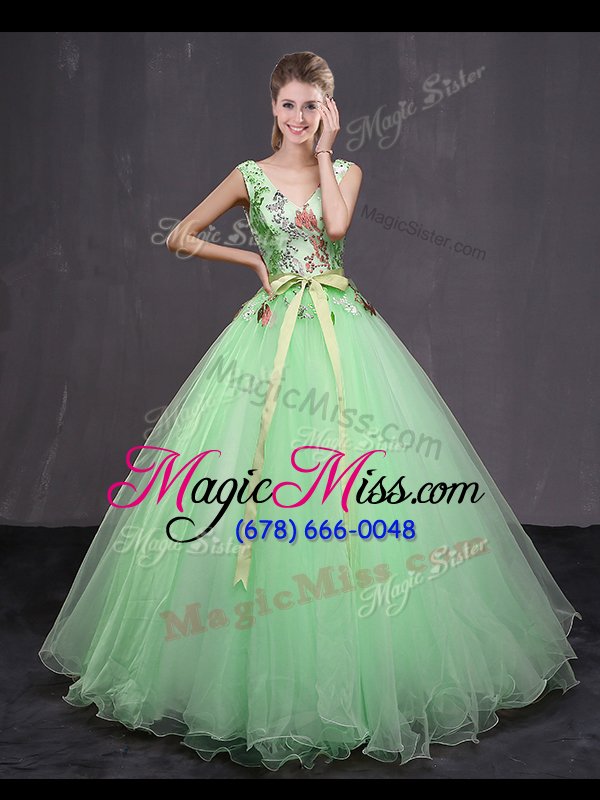 wholesale fashionable tulle sleeveless floor length ball gown prom dress and appliques and belt