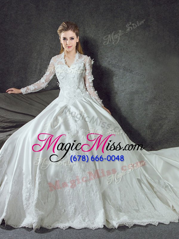wholesale classical white zipper wedding gowns lace and appliques long sleeves with train chapel train